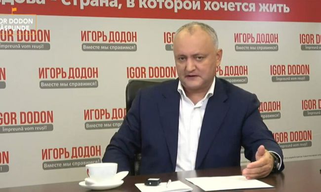 Команда Санду прибегла к грязным выборным технологиям: Додон сказал, что он чуть не потерял мать
