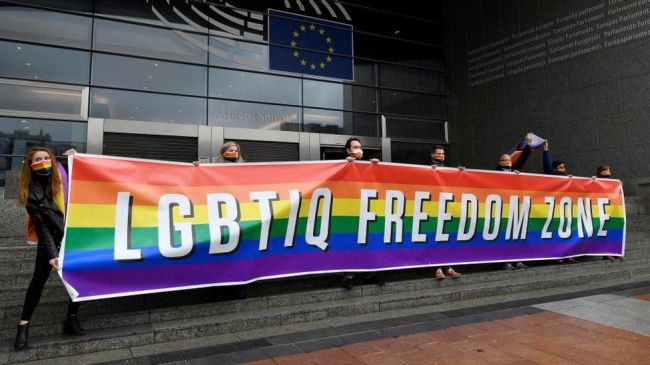 Европарламент объявил Евросоюз «зоной свободы ЛГБТ»