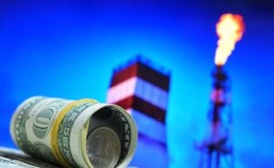 CNBC (США): Россия рассматривает возможность отказаться от долларовых нефтяных контрактов в том случае, если США введут новые санкции