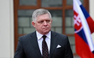 Фицо поставил ультиматум Зеленскому сроком до 23 февраля Фицо поставил ультиматум Зеленскому сроком до 23 февраля
