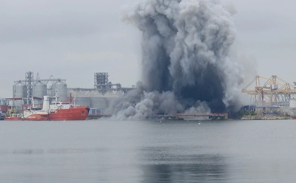 Украина сообщила о потере управления морским дроном у берегов Румынии