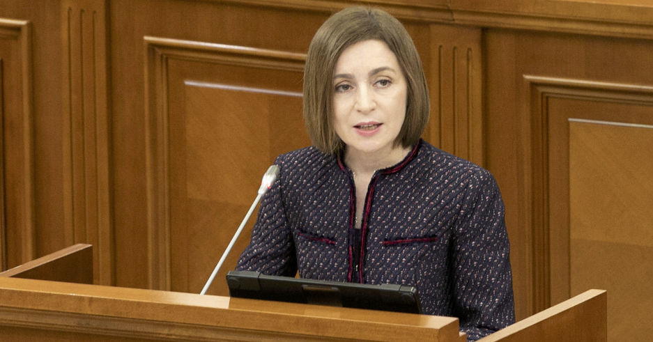 Санду выступила с незапланированным посланием в парламенте Санду выступила с незапланированным посланием в парламенте