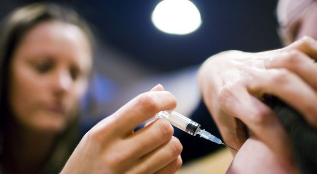 Пять стран ЕС обвинили Брюссель в несправедливом распределении вакцин