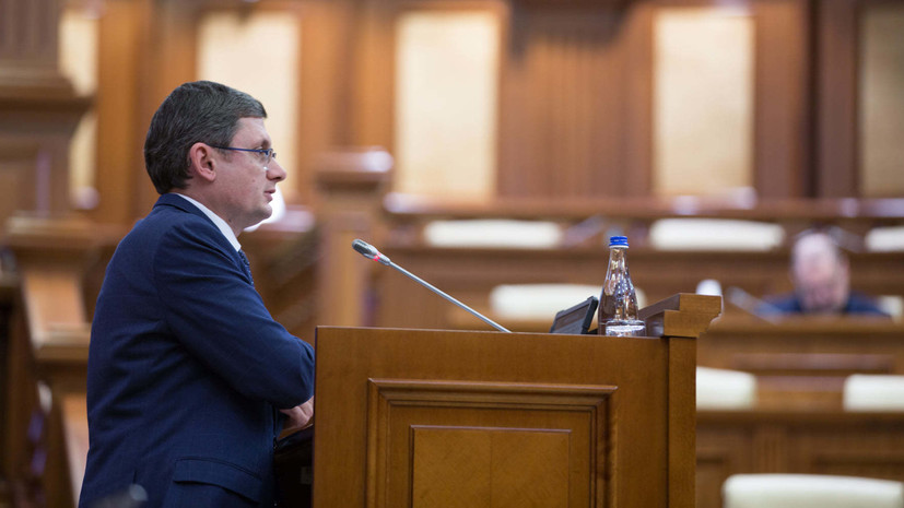 В Молдавии выбрали нового председателя парламента и его заместителей