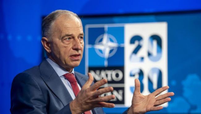 НАТО укрепляет военный потенциал Молдавии против России — Мирча Джоанэ