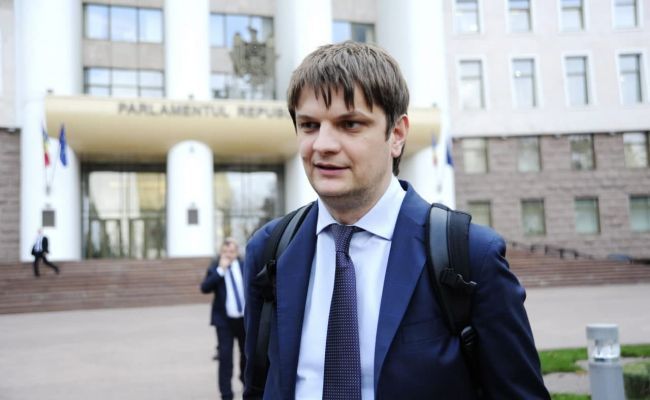 «Лишь бы не российский»: Вице-премьер Молдавии отправился за газом в Польшу