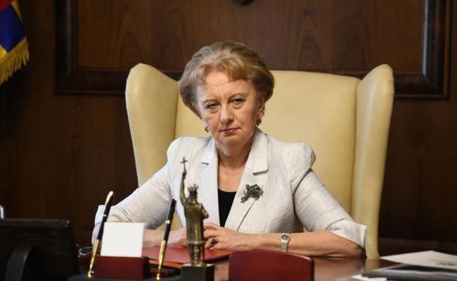 Спикер парламента Молдавии жалуется в ПАСЕ: Санду узурпирует власть
