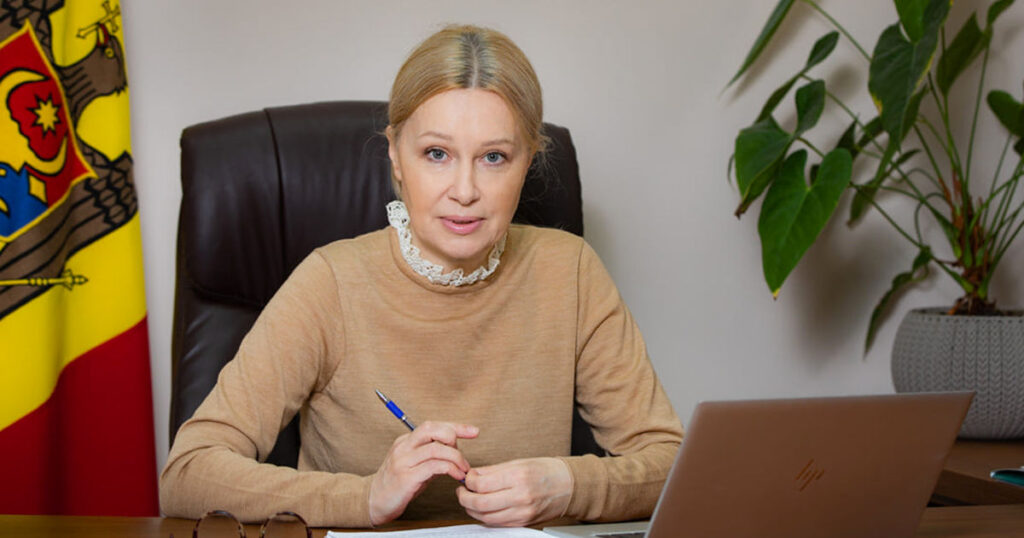 При нынешней власти в Молдове самый низкий  реальный рост зарплаты за последние 25 лет, хуже было только при правлении АЕИ - доктор экономики