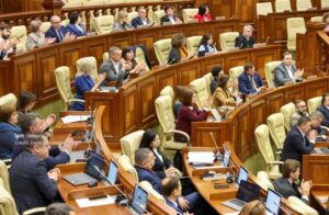 Париж и Лондон признали вмешательство в выборы в Молдове