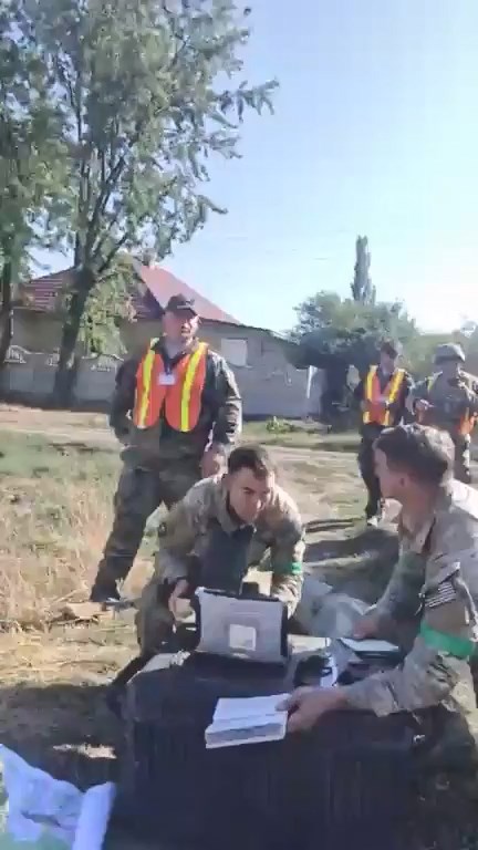 Сельский житель Молдовы наткнулся на иностранных военных возле своего дома