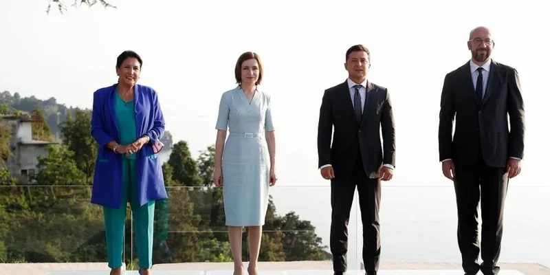 Грузия, Молдавия и Украина подписали декларацию о стремлении в ЕС