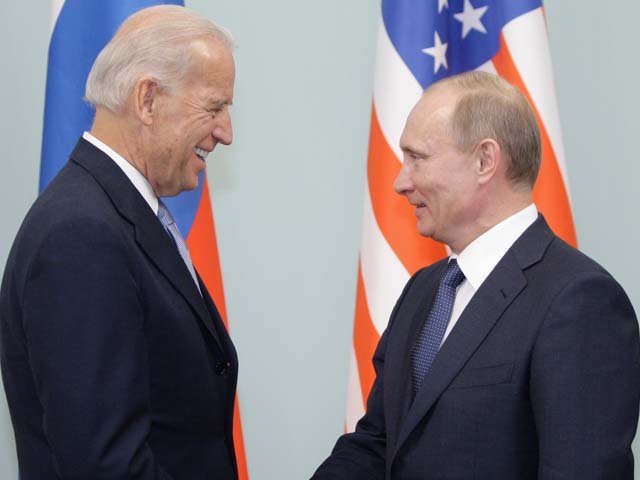 Пол Крейг Робертс: как скоро демонизация России приведет к войне?
