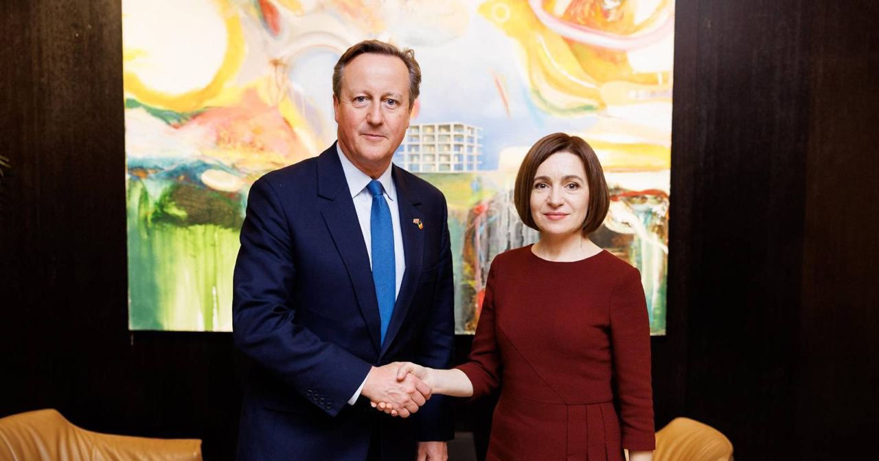 В Кишинев с необъявленным визитом прибыл глава МИД Великобритании Кэмерон