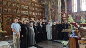 Бессарабская митрополия требует лишить румынского гражданства «пророссийских» священников Бессарабская митрополия требует лишить румынского гражданства «пророссийских» священников