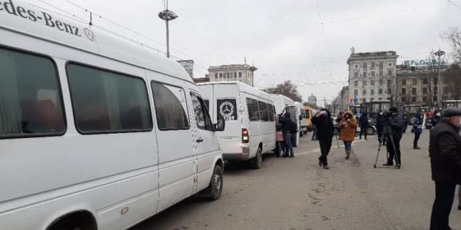Автоперевозчики перекрыли центр Кишинева Автоперевозчики перекрыли центр Кишинева