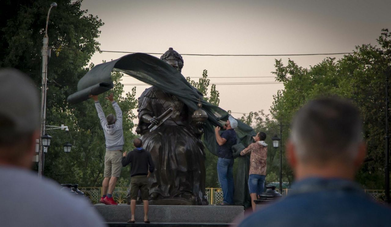 В Тирасполе установили памятник Екатерине II
