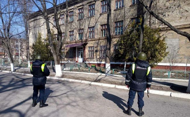 Провокация в Приднестровье: неизвестные сообщили о "минировании" школ и потребовали вывода "оккупационных" войск из региона Провокация в Приднестровье: неизвестные сообщили о "минировании" школ и потребовали вывода "оккупационных" войск из региона