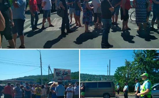 В Приднестровье стихийный митинг — люди требуют открыть границу с Молдавией