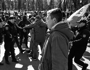 В Молдавии власть и оппозиция обменялись угрозами