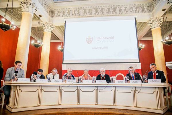 В Вильнюсе решают будущее Белоруссии