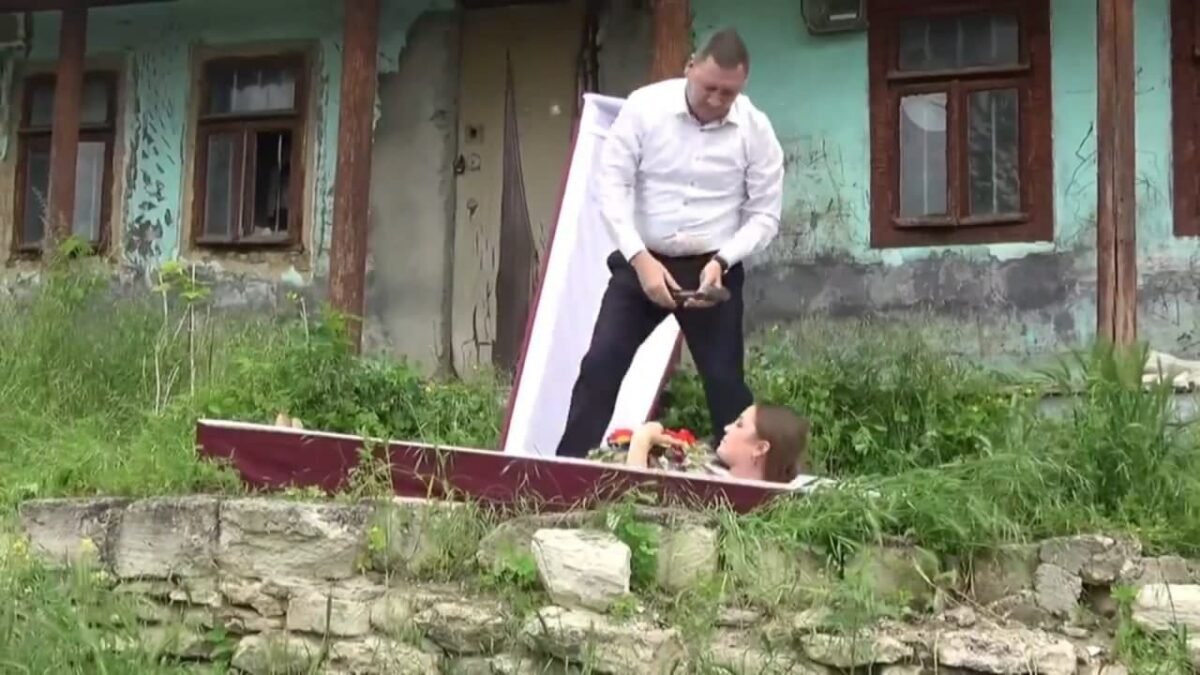 Выборы в парламент Молдовы: «Позовите Вия!» Выборы в парламент Молдовы: «Позовите Вия!»