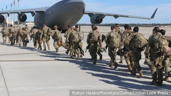 Telegraph сообщила об обсуждении ЕС возможного изгнания военных США из Европы