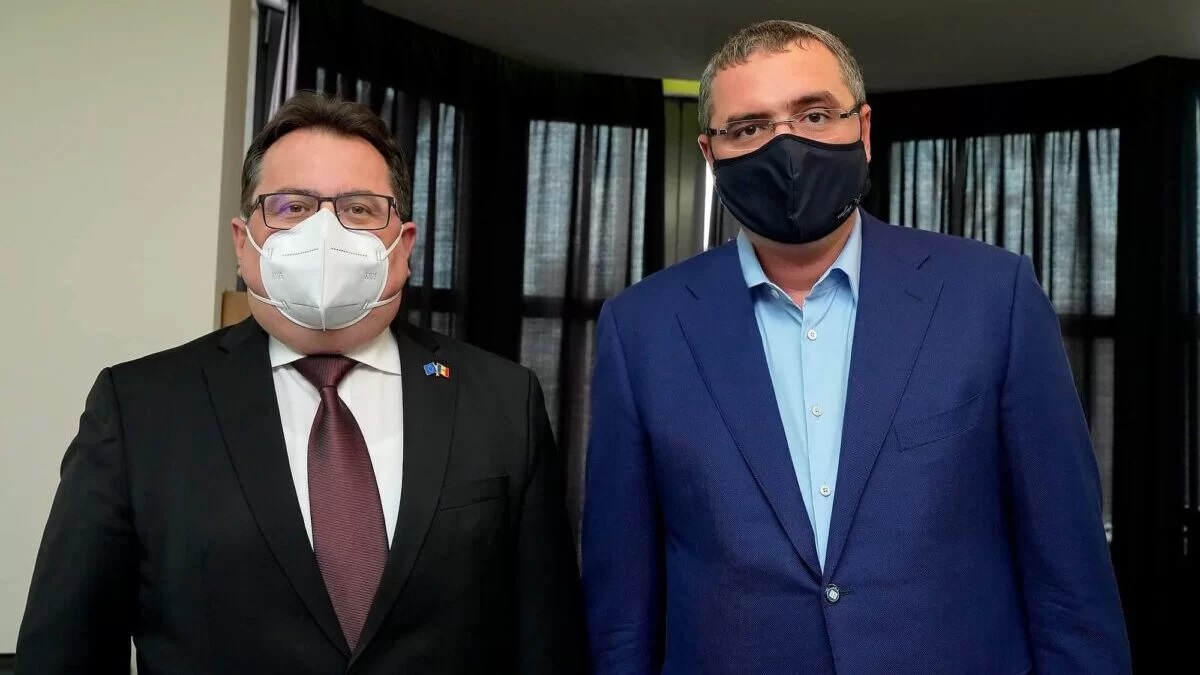 Ренато Усатый обсуждает с послами стран Запада ситуацию в Молдове