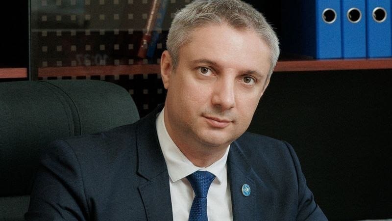 Бывший глава MoldATSA, где работала сестра Майи Санду, срочно покинул Молдову - депутат